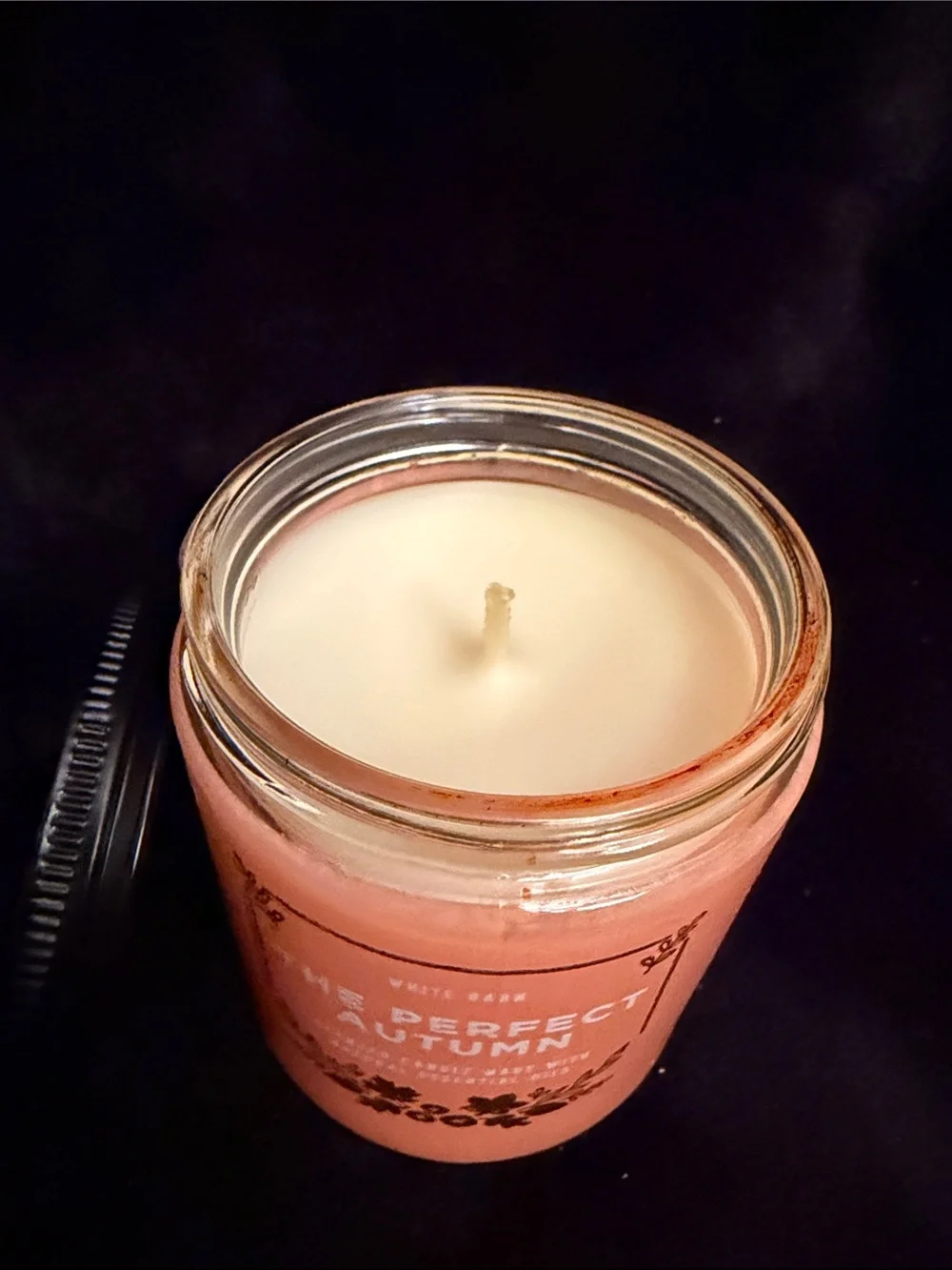 White Barn The Perfect Autumn Scented Jar Candle - Peach